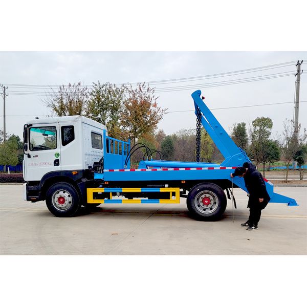 8m³/10m³ Swing Arm Truck Municipal Waste Collection Transport