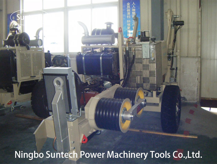 Надземная линия пулер Machiner провода 300KN, гидравлическая вытягивая и устанавливая машина