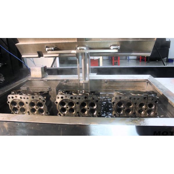 Tyre Tunnel Car Washing Machine With Pneumatic Lift  Automatic Ultrasonic Cleaner Power Lift With Agitation