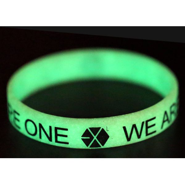 Luminous Silicone bracelet for boys girls custom logo Wristband Recessed Rubber strap words color size