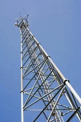 3条腿5g移动互联网格通信塔广播电视钢管电信塔