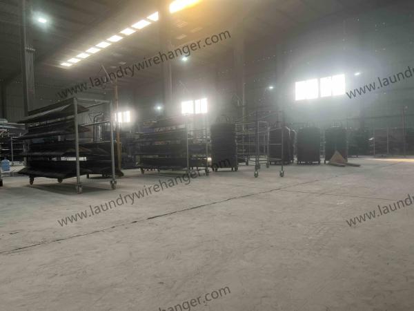 Clothes Wire Hanger Made of Galvanized Wire Material