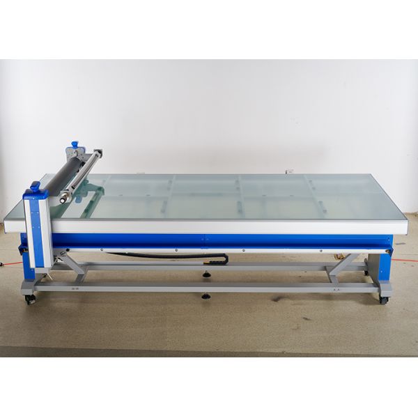 Laminadora de letreros con calefacción 1600 mm Laminadora gráfica MF-B4