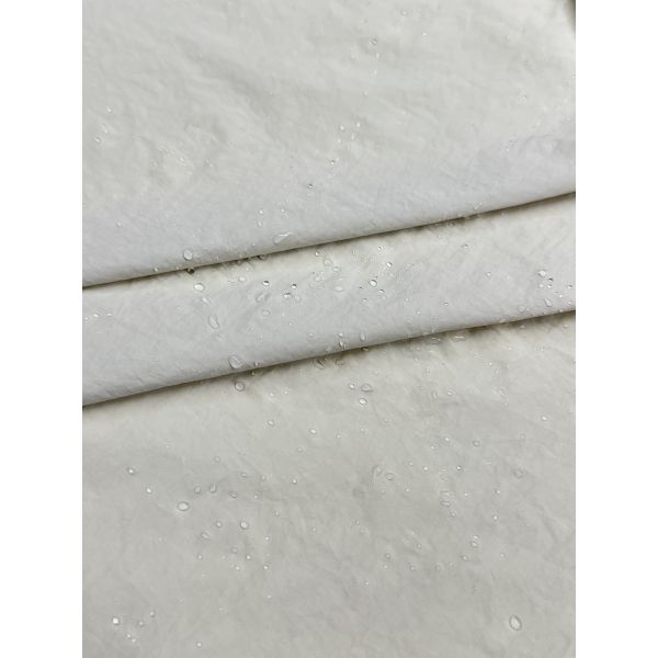 100% Nylon 68g/m ² 150CM Autumn And Winter New Product Wind And Rain Resistant Bone Like Fabric