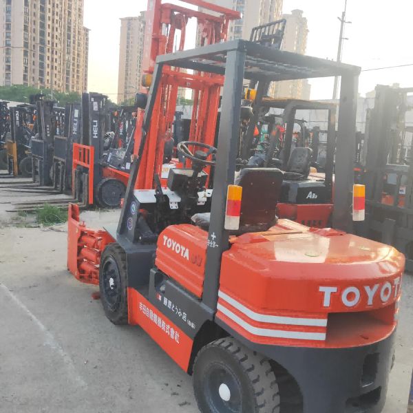 Electric Toyota Used Forklift 3 Ton For Factories Construction
