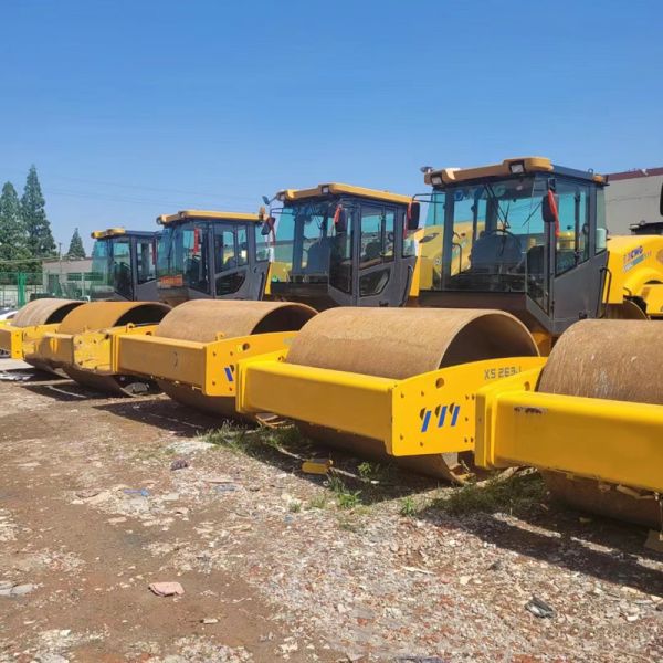 Вторая рука одноколесный ролик 26 тонн гидравлический барабан вибрирующий дорожный ролик компрессор