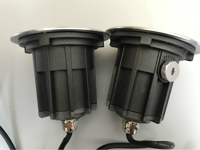 Архитектурноакустическое СИД Uplights RGBW DMX512 утопленное землей