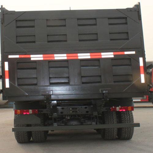 O camião basculante SINOTRUK HOWO A7 6X4 10 do caminhão basculante roda 25-40tons para a construção