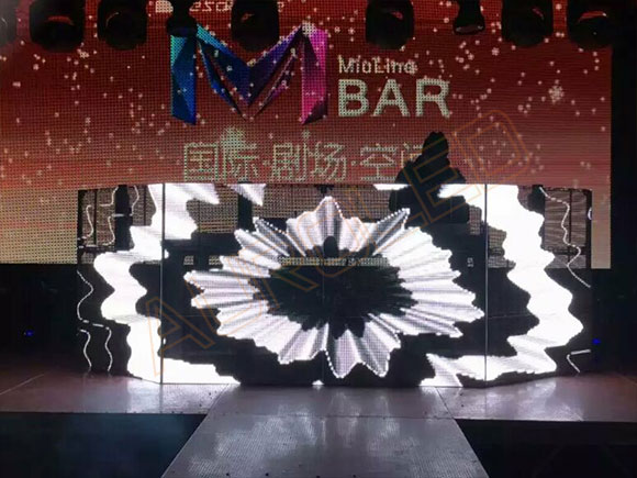 7mm Glass Transparent LED Screens Rental Billboard Excellent Heat Sinking