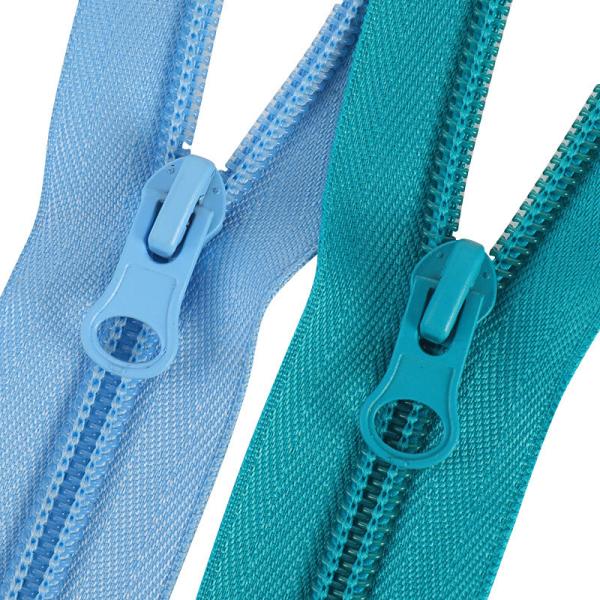 Factory Hot Wholesales 3# 5# 7# 8# 10# Nylon Long Chain Zipper Same Color Teeth Zip Colorful Nylon Zipper For Bag Clothing Shoes