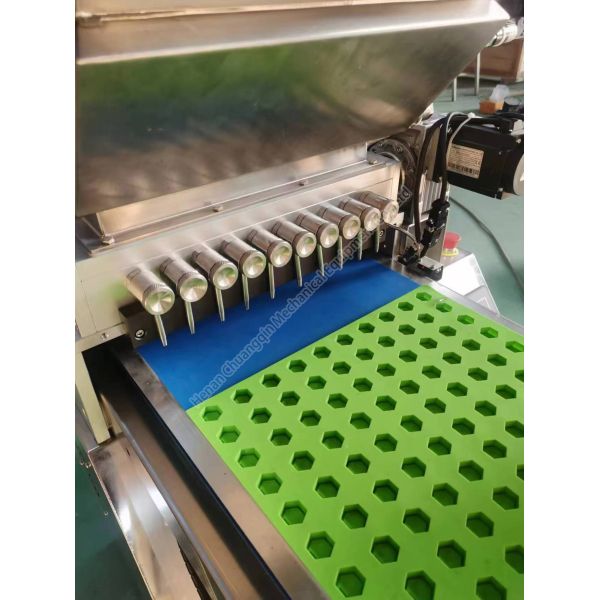 Máquinas industriales de alimentos PLC para caramelos de oso gomoso