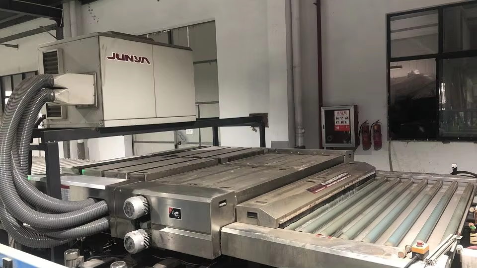 Jiaxing Chengtai Mirror Co., Ltd.