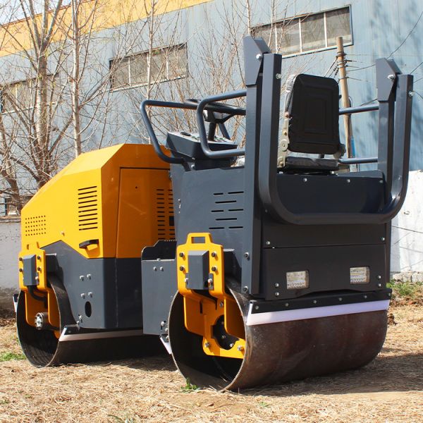 2 Ton 3 Ton Ride on Road Roller Hydraulic Vibratory  Compactor Double Drum Roller for Sale