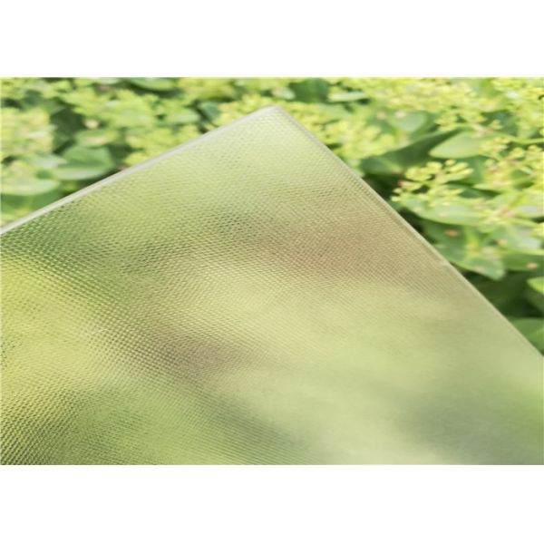 3.2mm Patterned Solar Ultra Clear Tempered Glass , Solar Energy Glass Solid Structure