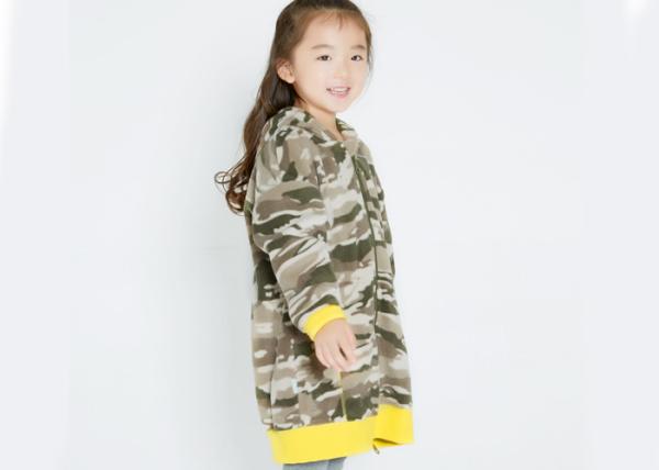 Free Size Girls Polar Fleece Jacket , Children Girls Clothes Allover Camouflage Printed