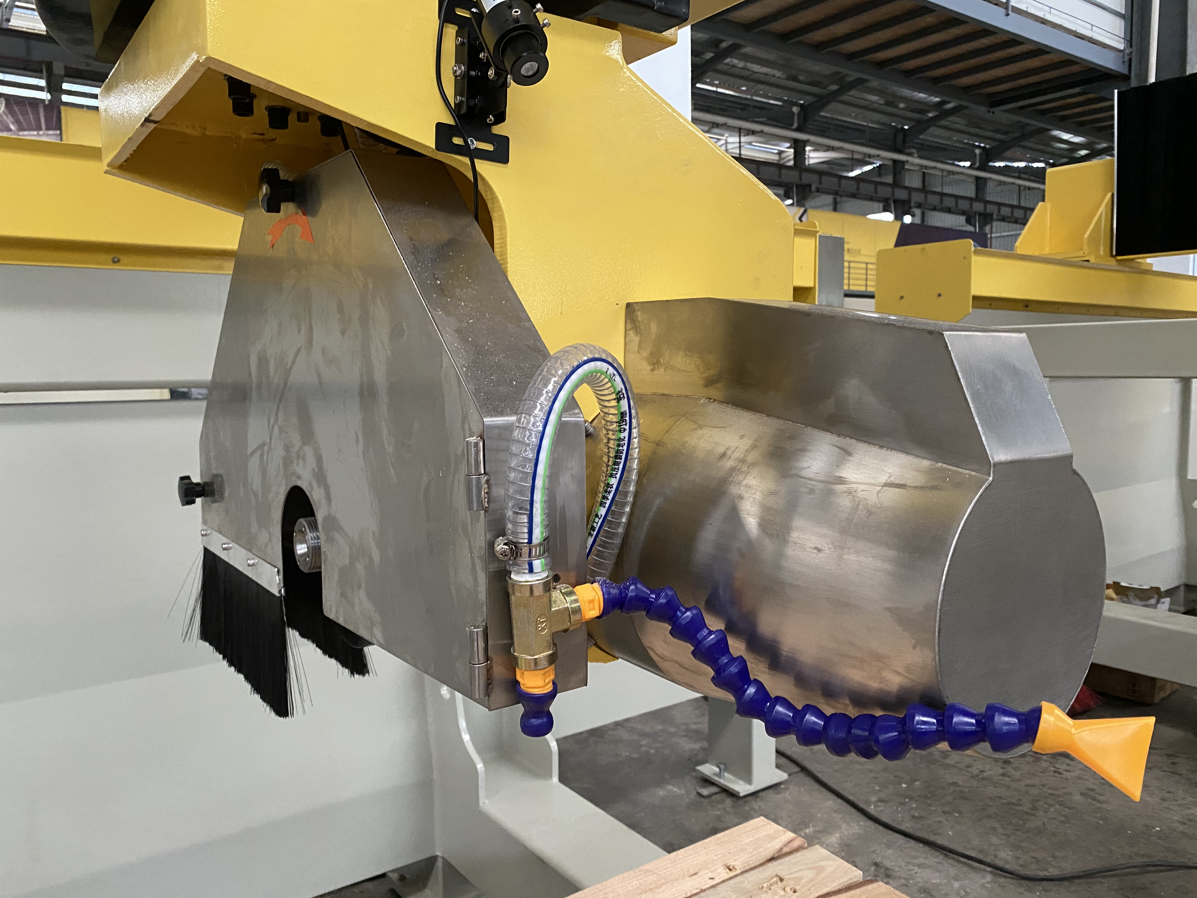 Blade Granite Stone Cutting Machine 5 Axis CNC Stone Cutting Machine 90deg