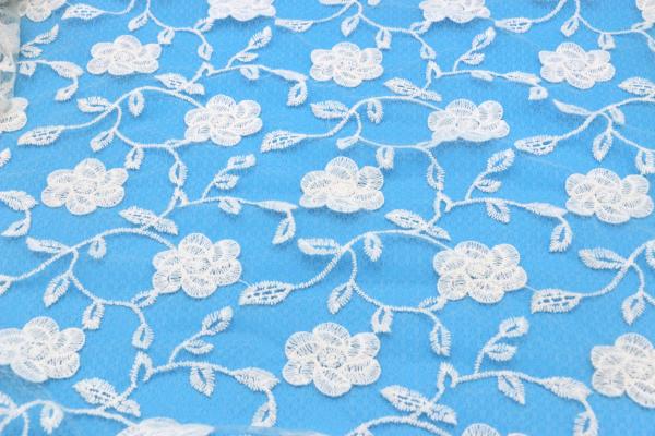 Chemical Diamond Mesh Allover Lace Fabric With Polyester Yarn Flora Style