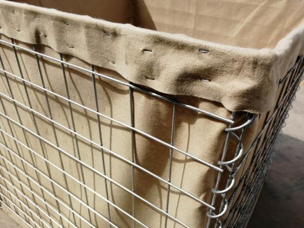 Noise-Reducing Tubular Steel Fence Peaceful Barrier