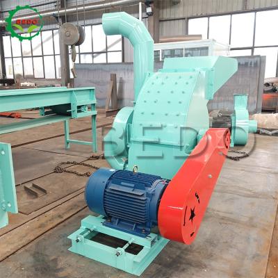 Máquina de trituração de madeira multifuncional Máquina de trituração de conchas de coco 22KW