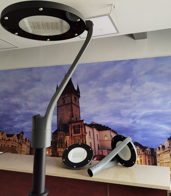 На открытом воздухе тело приведенное заливки формы светов сада делает 30 водостойким - 120W