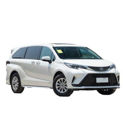 7 sièges 2024 Faw To-yota Gravia 2.5L Édition hybride Automatique Hybride Produits électriques Véhicule Énergie voitures Boîte de vitesses automatique
