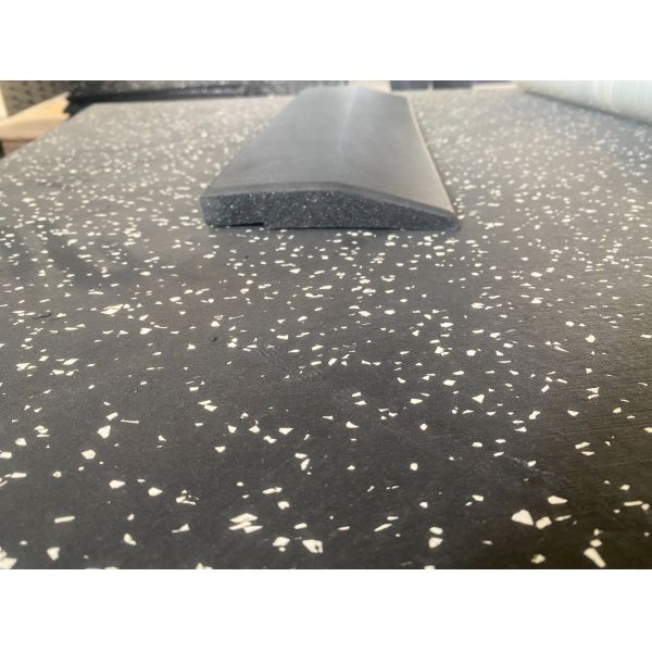 Shock/Sound Absorbing Rubber Gym Exercise Floor Mat 50mm (1m X 1m) with Edge Ramps and Corner