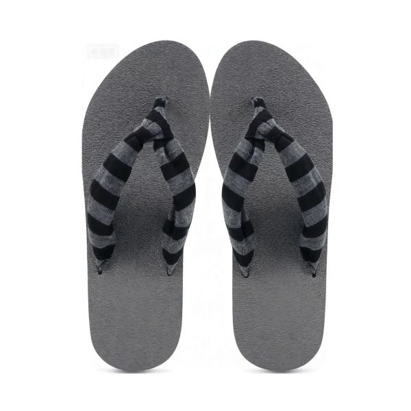 Des sandales de plage d'été sans glissade avec support d'arche pour hommes et femmes