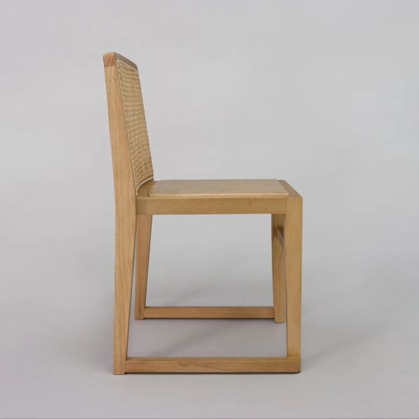 Solid Wood Dining Chairs U Stackable Rattan Backrest Furniture for Hotel Restaurant NO Folded Furniture Finish Nitrolacquer