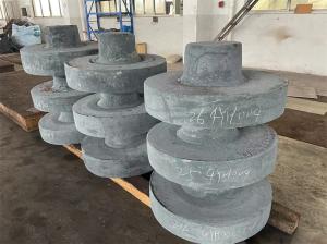 Forges en acier allié de différentes formes pour les machines industrielles à