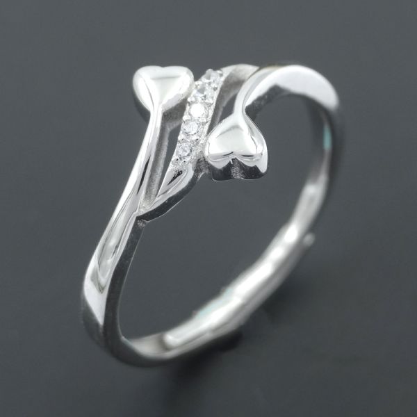 Реальное кубическое кольцо вечности Зирконя/корейская в-образность стиля дизайна звенят