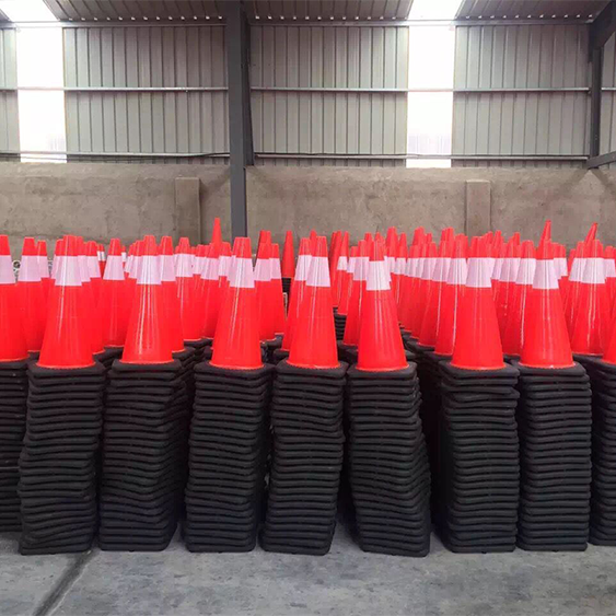 Высокая видимость Оранжевый ПВХ Конус дорожного движения Для безопасности дорожного движения