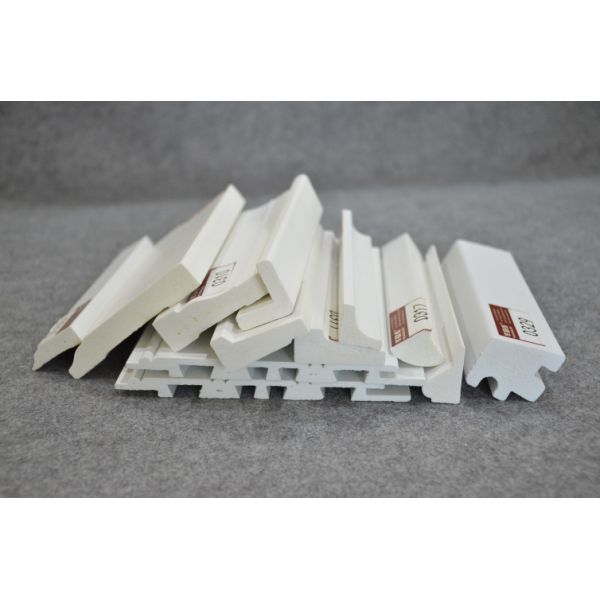 Высокая лоснистая прессформа карниза потолка Pvc для живя комнаты попа