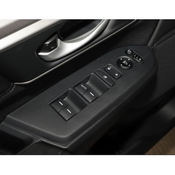 Места двери 5 компакта SUV 5 версии города Dongfeng HONDA CR-V 2021 240TURBO CVT 2WD