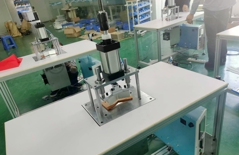 KN95 Mask Banding Edge Sealing Ultrasonic Sewing Machine