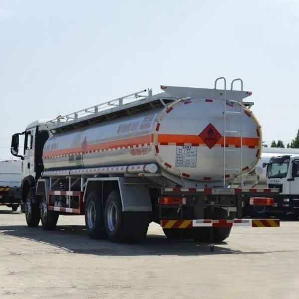 OEM 22000L Wholesale Oil  Used Howo Fuel Tanker Semi Lorry Trailer Truck