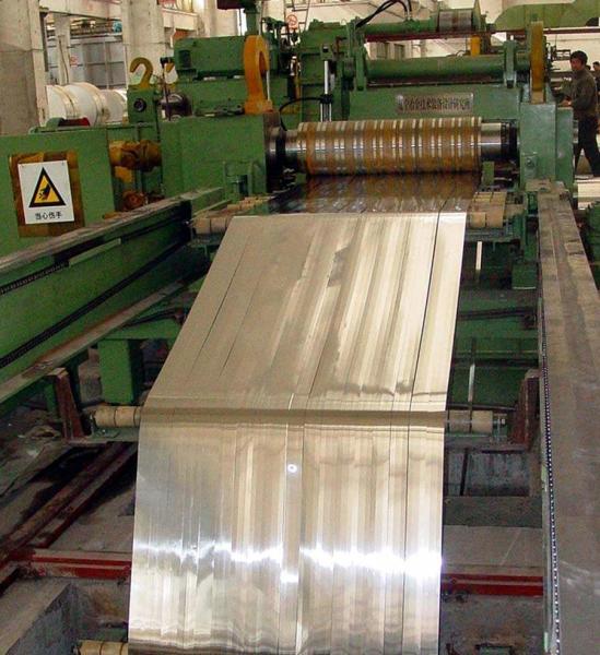 Aluminium 1300mm Steel Strip Slitting Machine AC7.5KW Vertical Slitting Machine