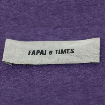 Sew On Iron On Woven Apparel Tags / Rectangle Woven Fabric Labels