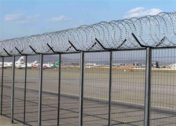 Galvanized Or PVC Coated Blade Razor Barbed Wire , Concertina Barbed Wire