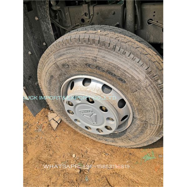 Тележка контейнеров для перевозок 6x4 холодильника Sinotruk Howo Refrigerated 20 тонн