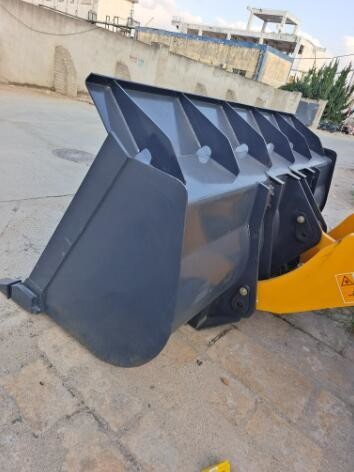 USED ZL50GN 17TONS LIUGONG ZL50CN 5 Ton Wheel Loader with ORIGINAL Hydraulic Pump