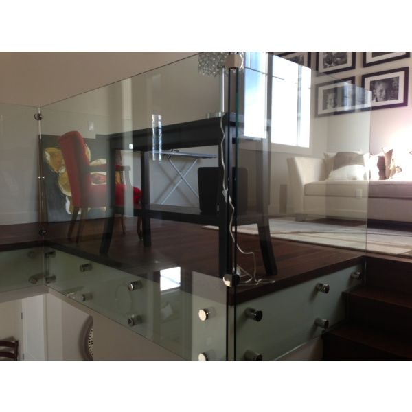 Stainless Steel Material Frameless Glass Railing Standoff Fittings For Outdoor Balcony