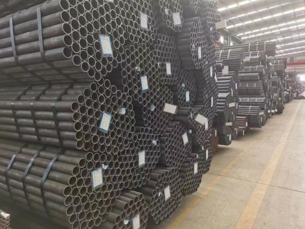 DIN2448 Petroleum Cracking Structure Steel Pipe DIN1629 ASTM A333 Pipe 24 Inch