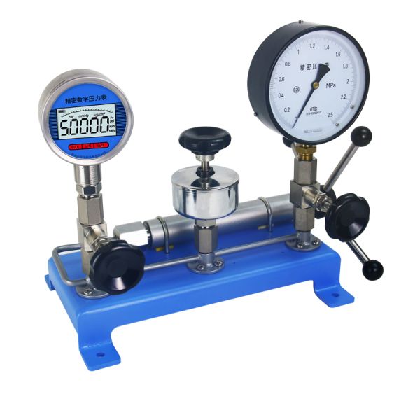 YX-60 Digital Handheld Pressure Calibrator Portable Hydraulic Tester for Gauge Sensor Calibration with Durable Stainless Steel Cas