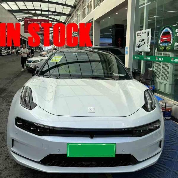 400KW ZEEKR 001 Sedan Nev 610KM 715KM Fast Charge Electric Car Private Car with 732km CLTC All-Electric Range and LED