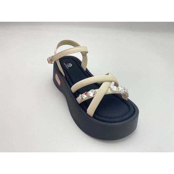 Women white bottomed sandals with rhinestone with pure color and genuine leather