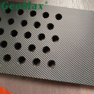 150mm Depth HDPE Geocell Panels for Retaining Wall Construction Used In Zambia ESCR5000Hours  OIT100Min