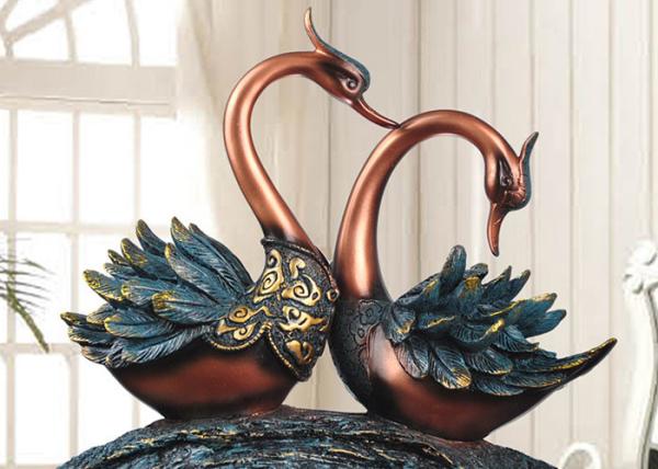 Wedding Use Resin Decoration Crafts Swans Design Lovers / Couples Souvenirs