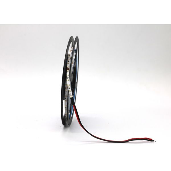 El blanco fresco 120 llevó el ángulo de haz de la luz SMD 2110 24V DC 8W 120° de la cinta de la cinta 700 LM