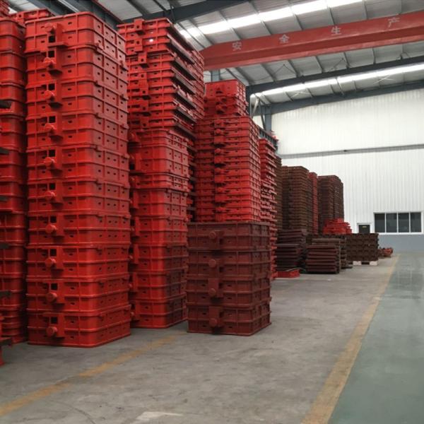 O CNC fez à máquina a garrafa moldando para a linha moldando automática