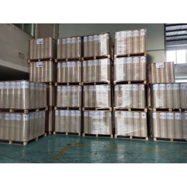 La cubierta protectora del piso temporal del proyecto de construcción recicló la pulpa de madera